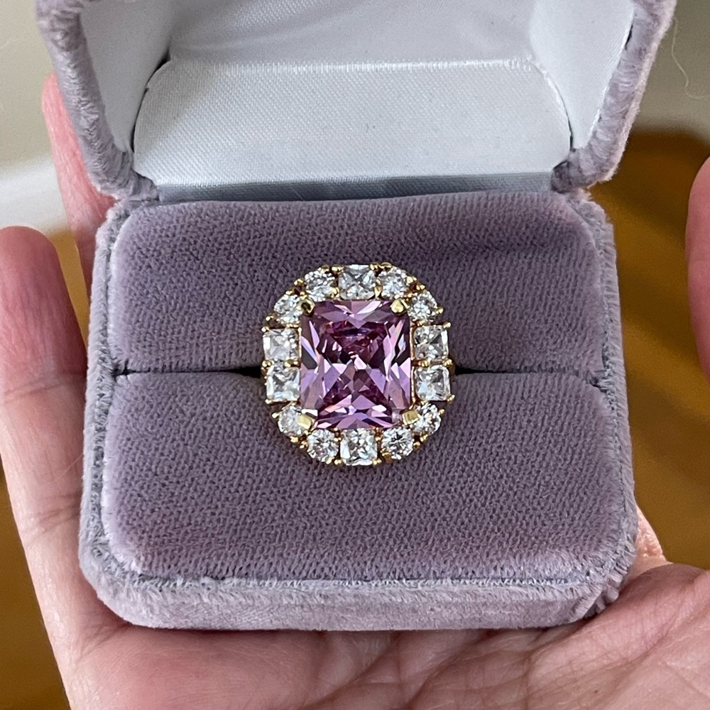 Imitation pink sapphire and diamanté gold tone cocktail ring - Picture 3 of 12